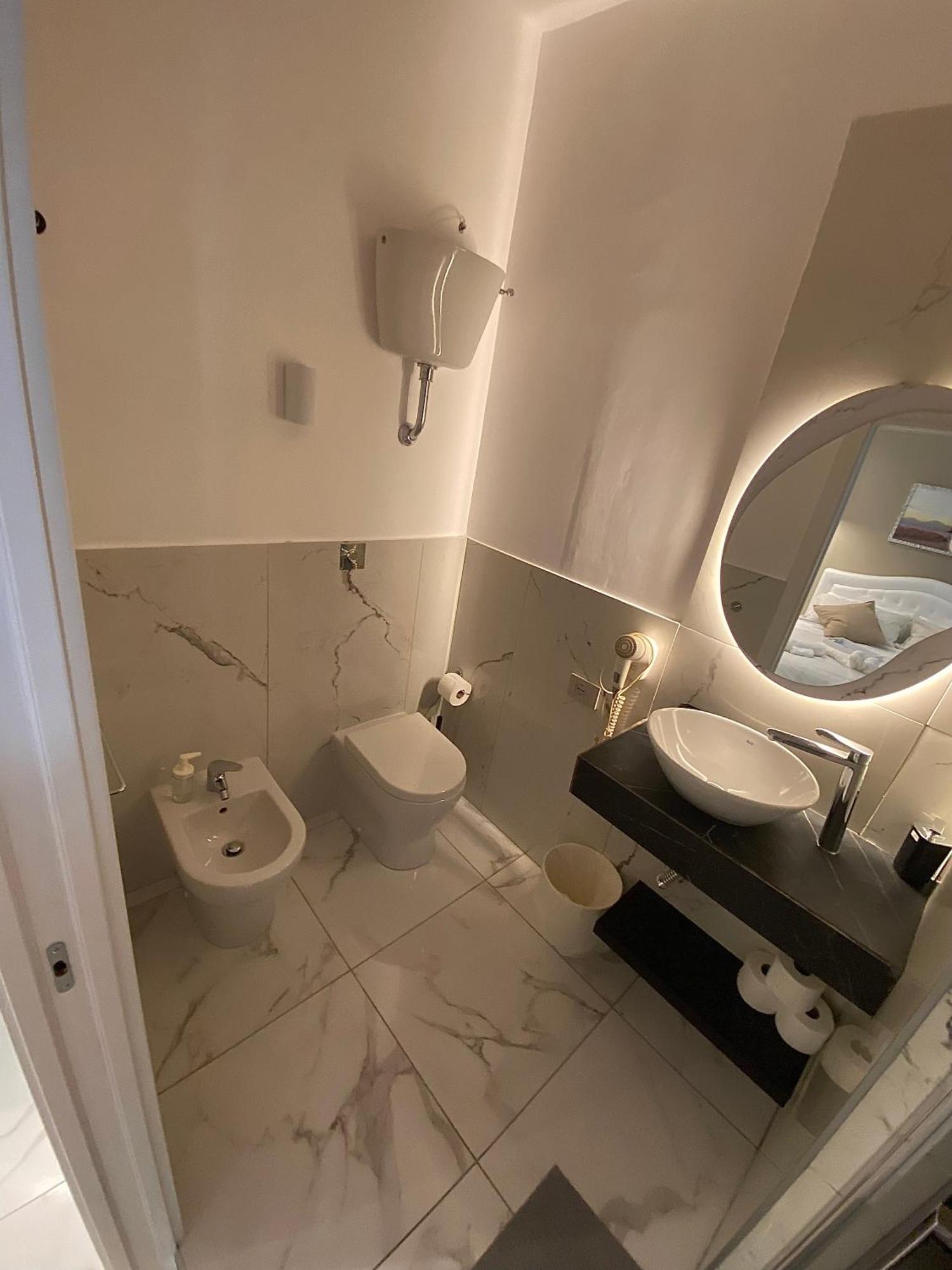 La Dimora Di Marti " Vicino Al Centro Storico Di Napoli" Bed & Breakfast Eksteriør bilde