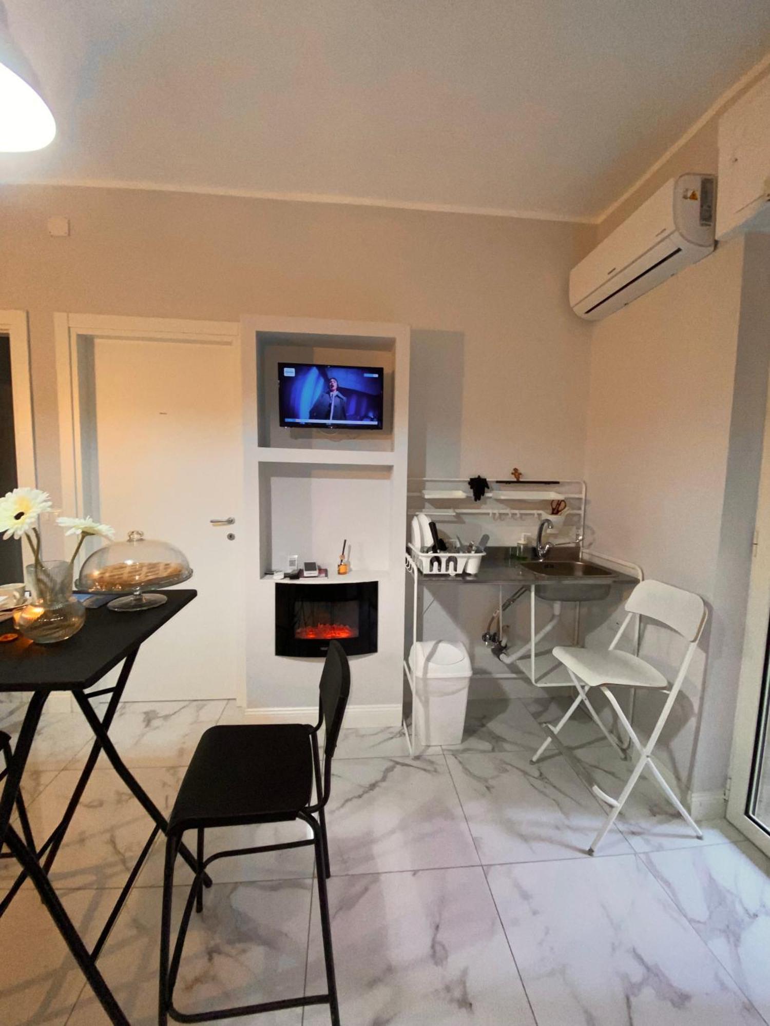 La Dimora Di Marti " Vicino Al Centro Storico Di Napoli" Bed & Breakfast Eksteriør bilde