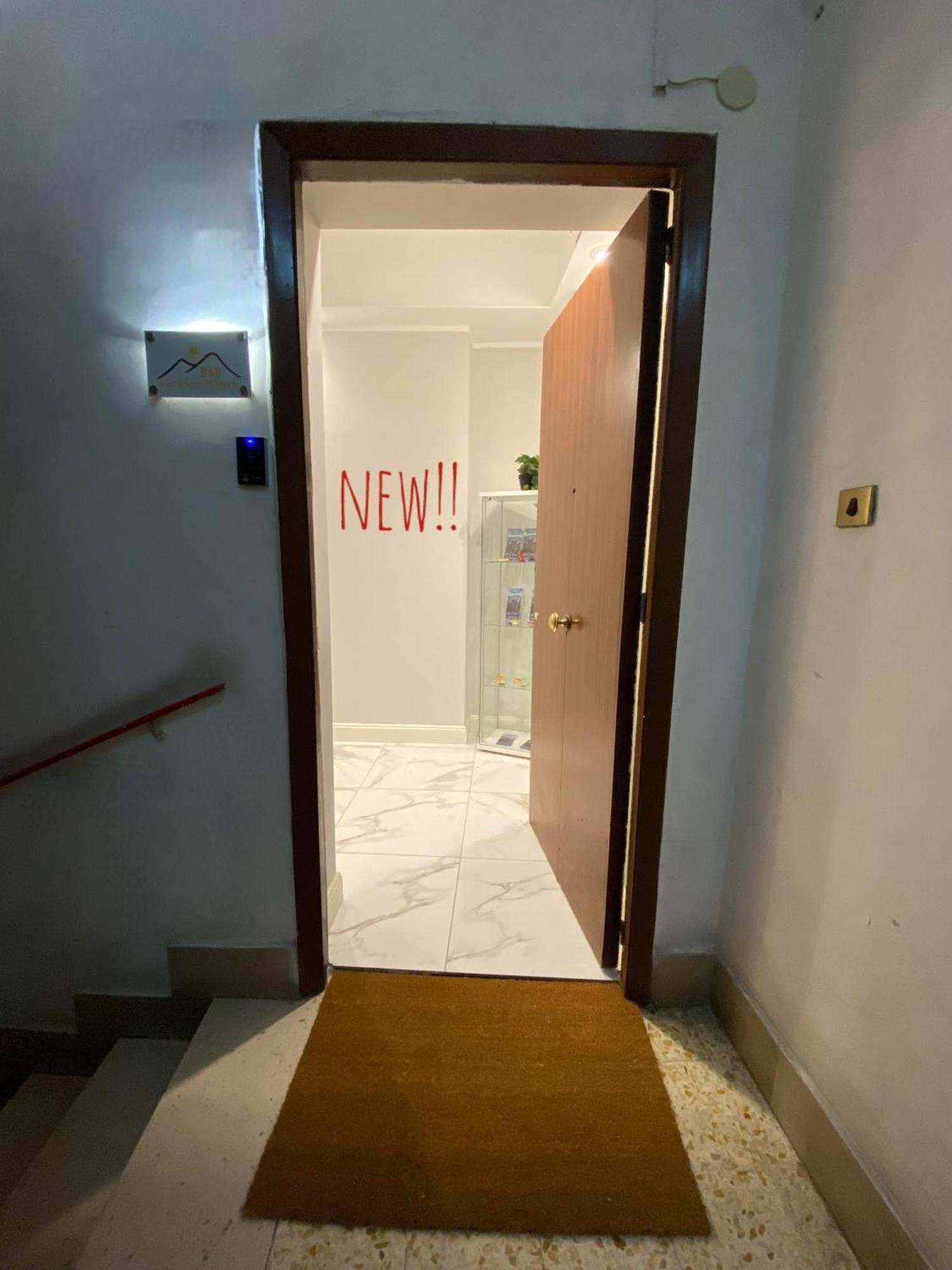 La Dimora Di Marti " Vicino Al Centro Storico Di Napoli" Bed & Breakfast Eksteriør bilde